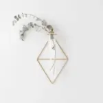 ダイヤ型ウォールフラワーベース フック付