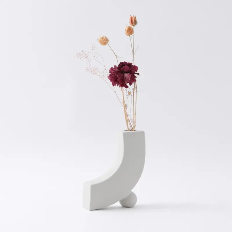 カーブフラワーベース